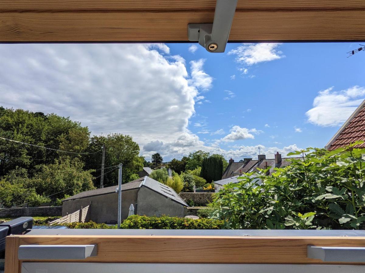 VIEUX PASSAGE, Maison avec cour privée à 150 m du PORT et de la PLAGE Plouhinec (Morbihan) Exterior foto