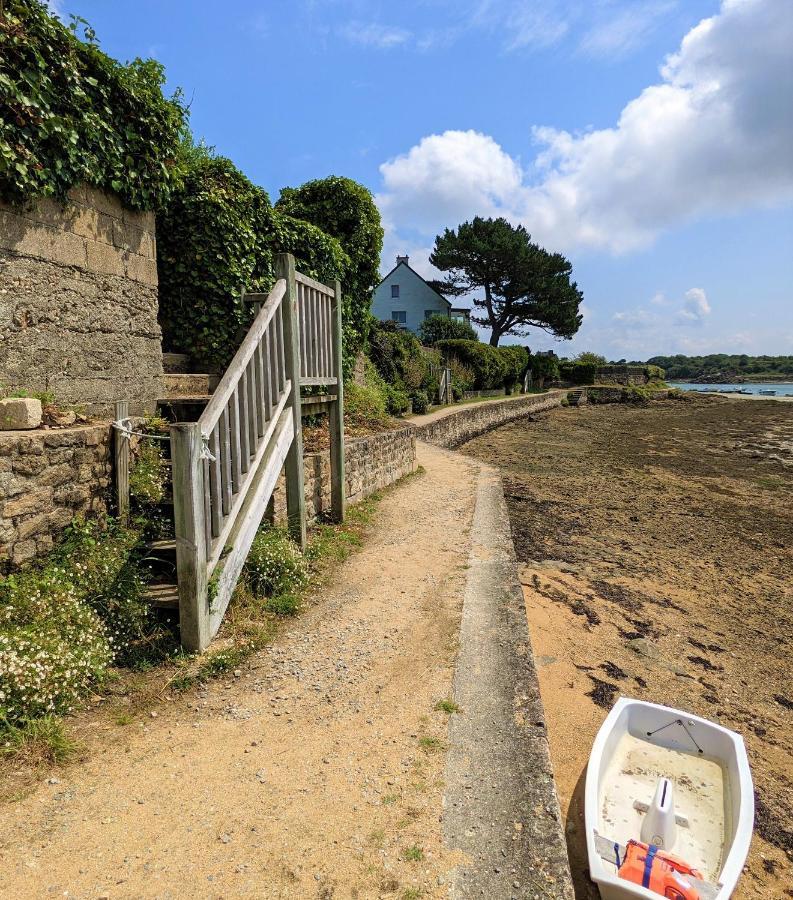 VIEUX PASSAGE, Maison avec cour privée à 150 m du PORT et de la PLAGE Plouhinec (Morbihan) Exterior foto
